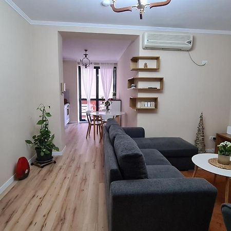 Family-Friendly Apt At 21 Dhjetori W/Self Check-In Tirana Bagian luar foto