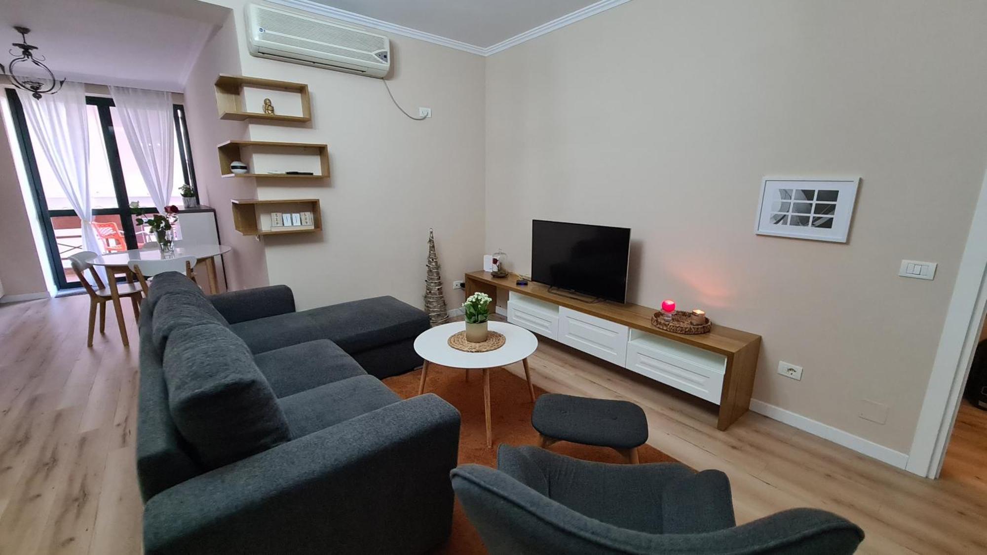 Family-Friendly Apt At 21 Dhjetori W/Self Check-In Tirana Bagian luar foto