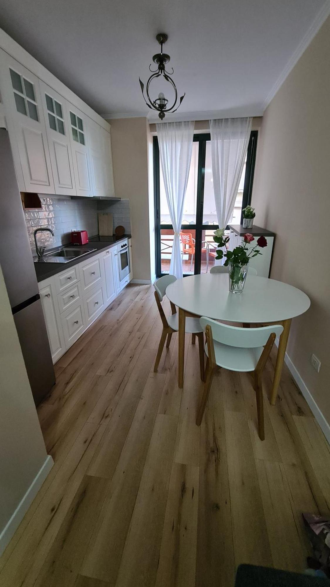 Family-Friendly Apt At 21 Dhjetori W/Self Check-In Tirana Bagian luar foto